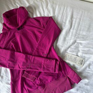 LULULEMON FLURRY FIGHTER PULLOVER